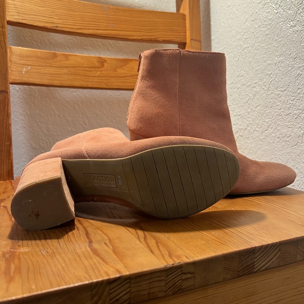 Women's Tan Ankle Boots